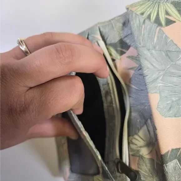 Vans Pink Tropical Themed Bi-fold Wallet with Tons of Pockets - Picture 7 of 16